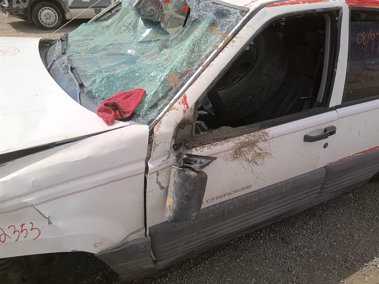 https://f005.backblazeb2.com/file/img-partshotlines-com/Inventory/SW52/Vehicle/21420_09.jpg
