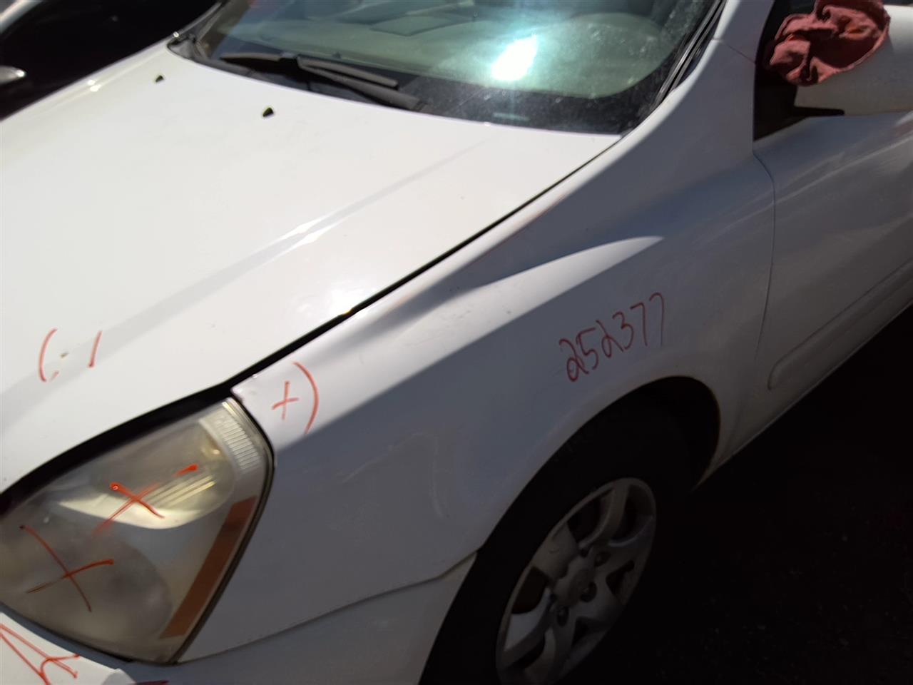 https://f005.backblazeb2.com/file/img-partshotlines-com/Inventory/SW52/Vehicle/21444_09.jpg