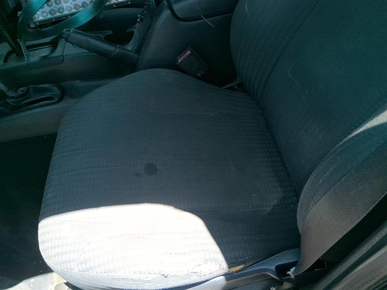 https://f005.backblazeb2.com/file/img-partshotlines-com/Inventory/SW52/Vehicle/21445_03.jpg