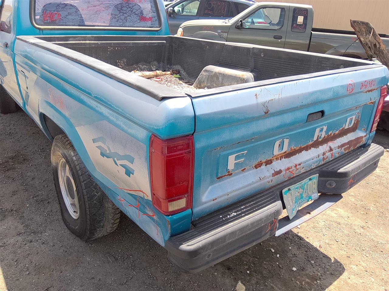 https://f005.backblazeb2.com/file/img-partshotlines-com/Inventory/SW52/Vehicle/21451_13.jpg