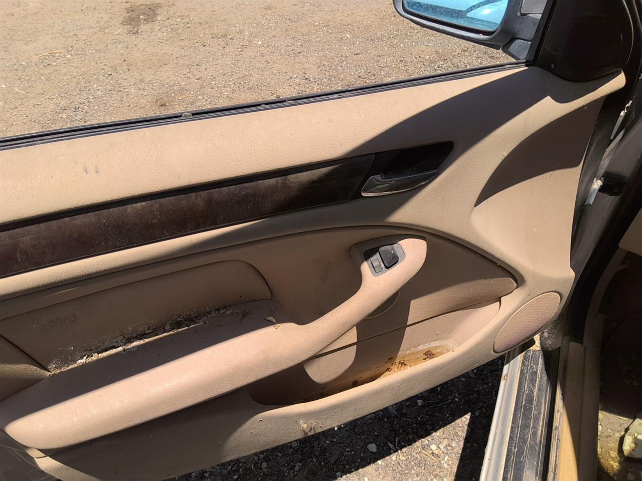 https://f005.backblazeb2.com/file/img-partshotlines-com/Inventory/SW52/Vehicle/21465_02.jpg