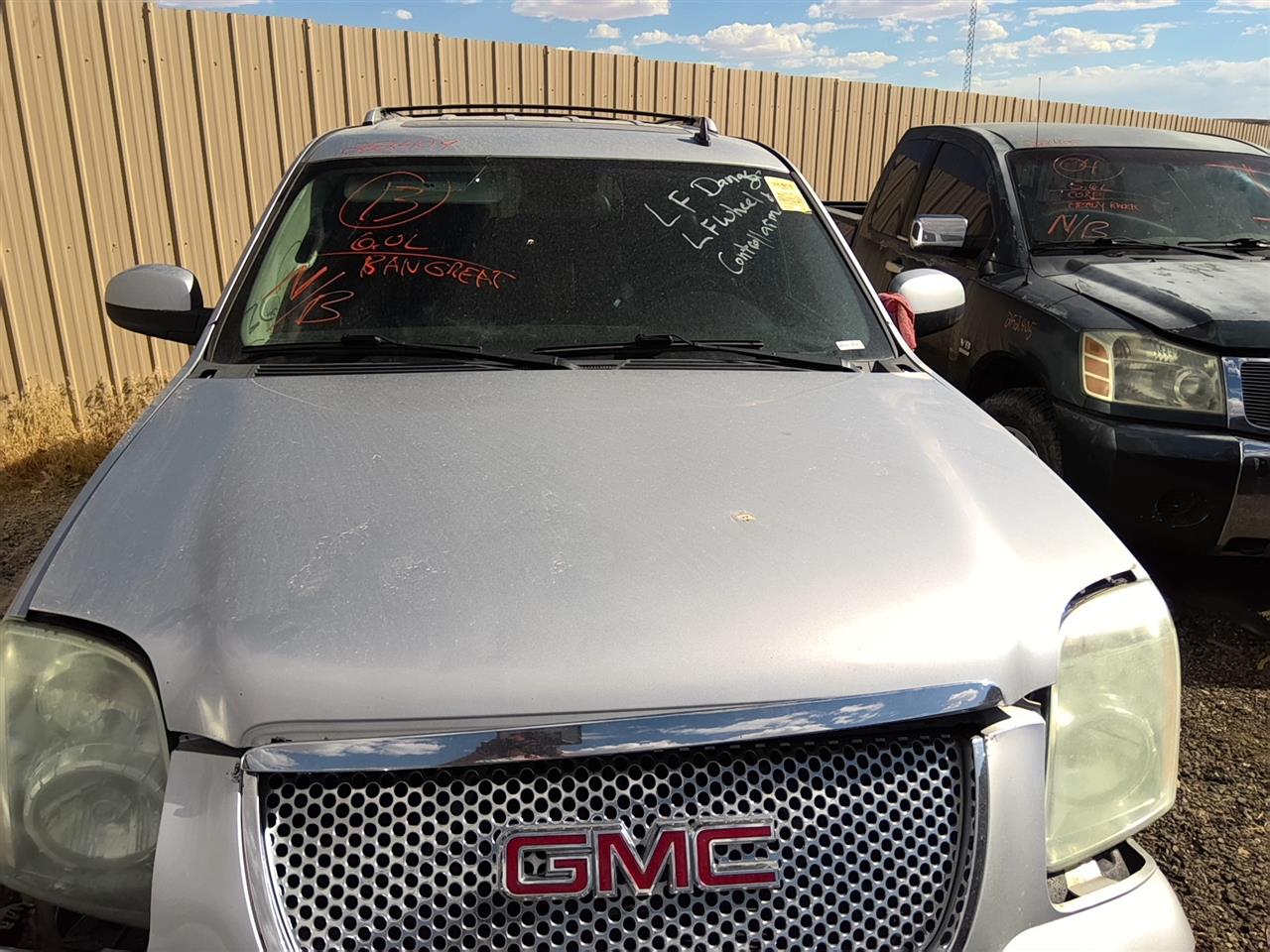 https://f005.backblazeb2.com/file/img-partshotlines-com/Inventory/SW52/Vehicle/21476_09.jpg
