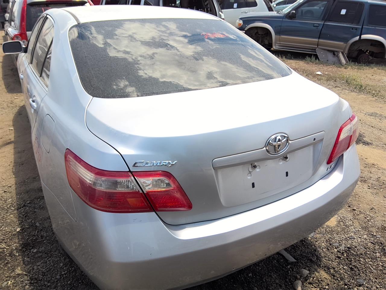 https://f005.backblazeb2.com/file/img-partshotlines-com/Inventory/SW52/Vehicle/21488_13.jpg