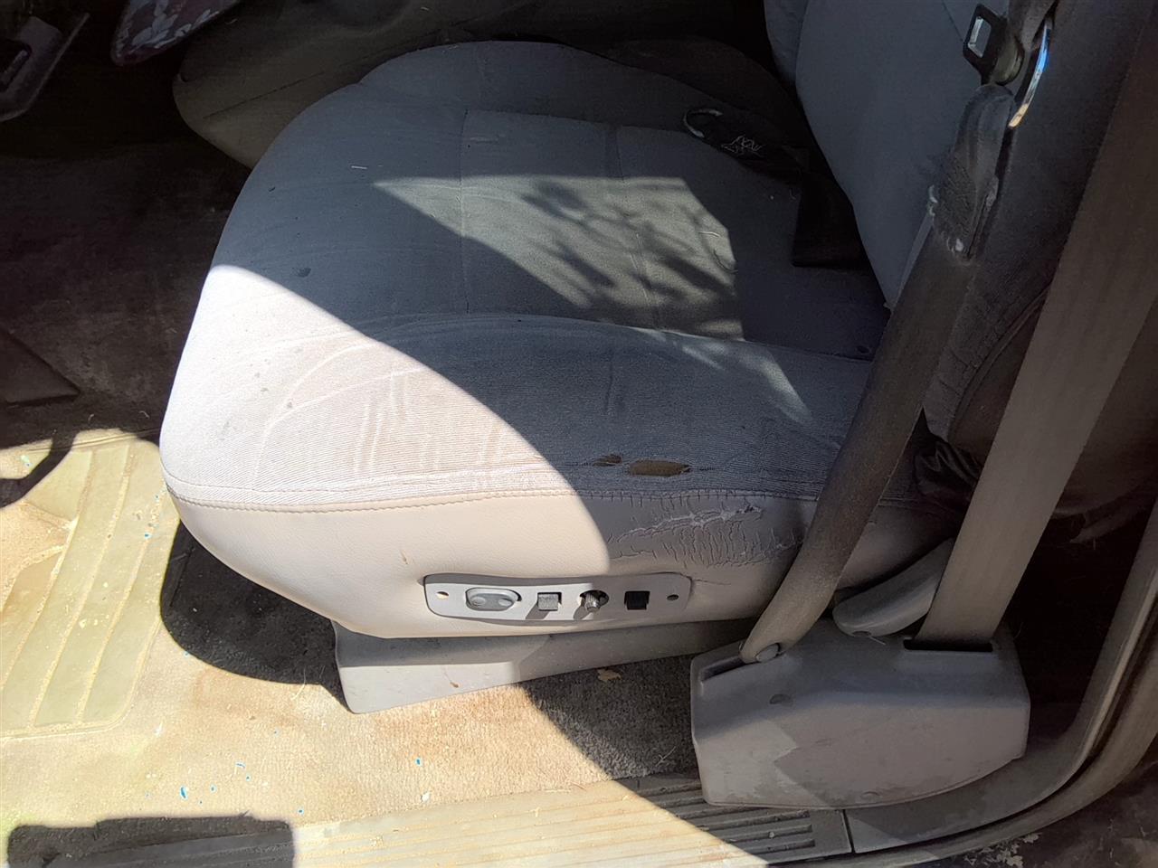 https://f005.backblazeb2.com/file/img-partshotlines-com/Inventory/SW52/Vehicle/21494_03.jpg