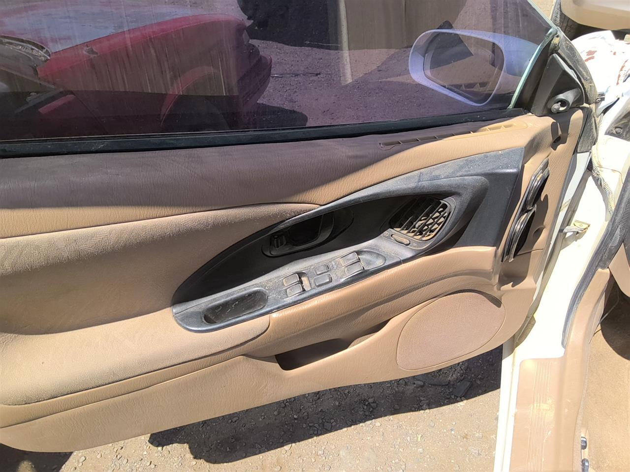 https://f005.backblazeb2.com/file/img-partshotlines-com/Inventory/SW52/Vehicle/21508_02.jpg