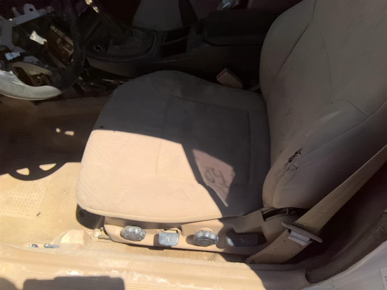 https://f005.backblazeb2.com/file/img-partshotlines-com/Inventory/SW52/Vehicle/21508_03.jpg