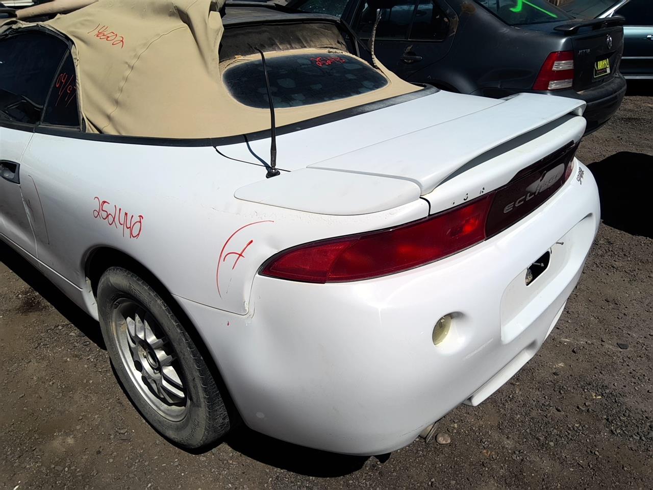https://f005.backblazeb2.com/file/img-partshotlines-com/Inventory/SW52/Vehicle/21508_12.jpg