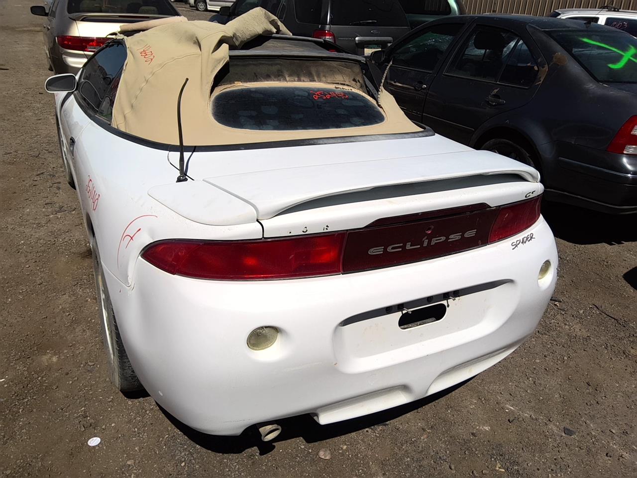 https://f005.backblazeb2.com/file/img-partshotlines-com/Inventory/SW52/Vehicle/21508_13.jpg