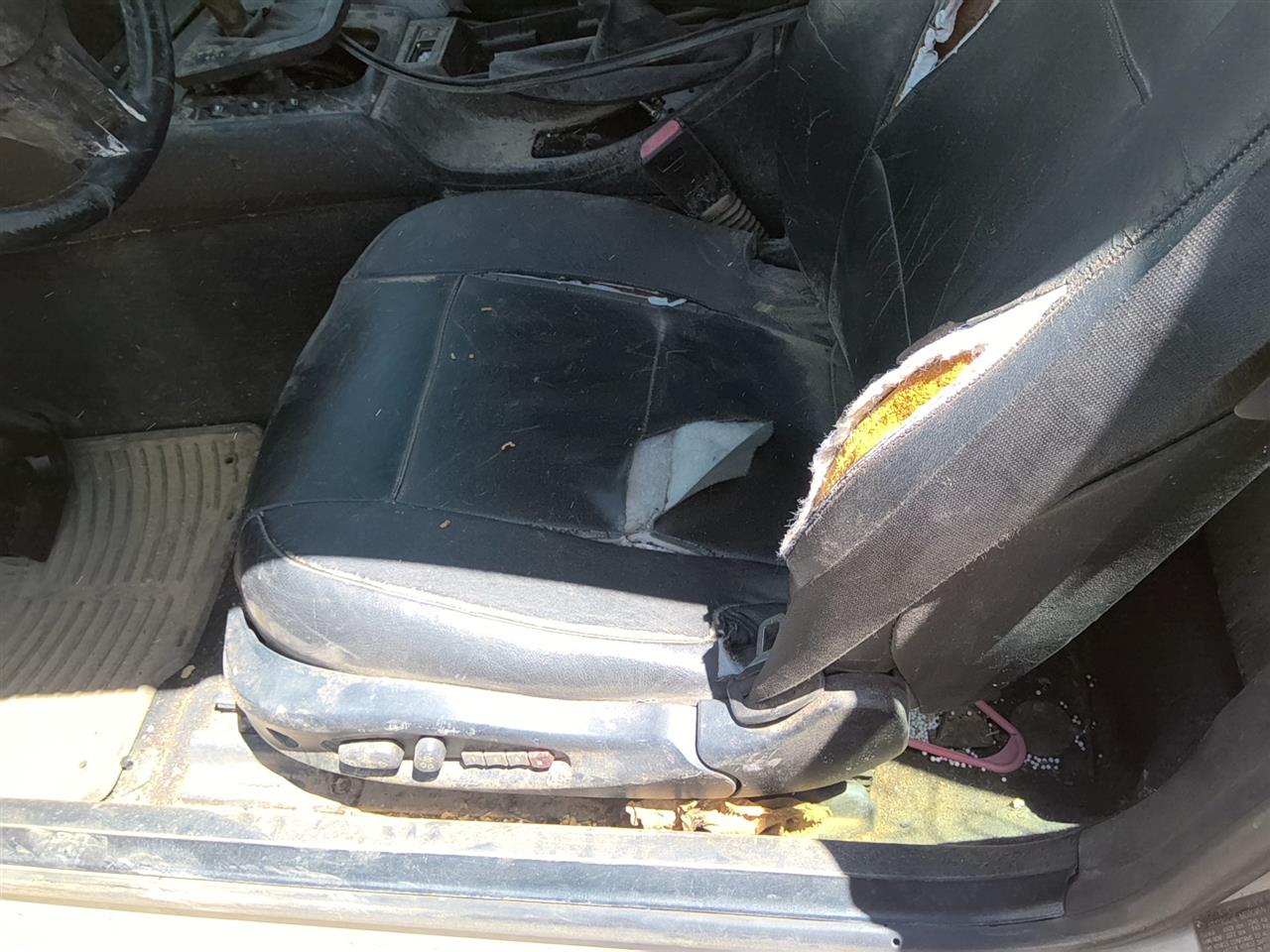 https://f005.backblazeb2.com/file/img-partshotlines-com/Inventory/SW52/Vehicle/21518_03.jpg