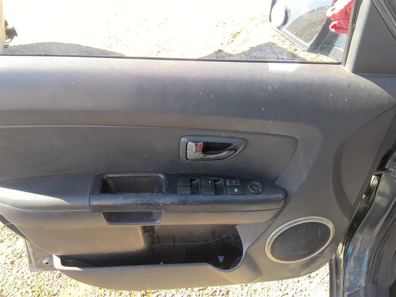 https://f005.backblazeb2.com/file/img-partshotlines-com/Inventory/SW52/Vehicle/21520_02.jpg