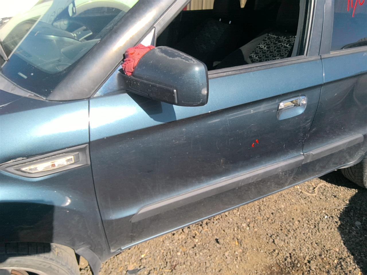 https://f005.backblazeb2.com/file/img-partshotlines-com/Inventory/SW52/Vehicle/21520_10.jpg