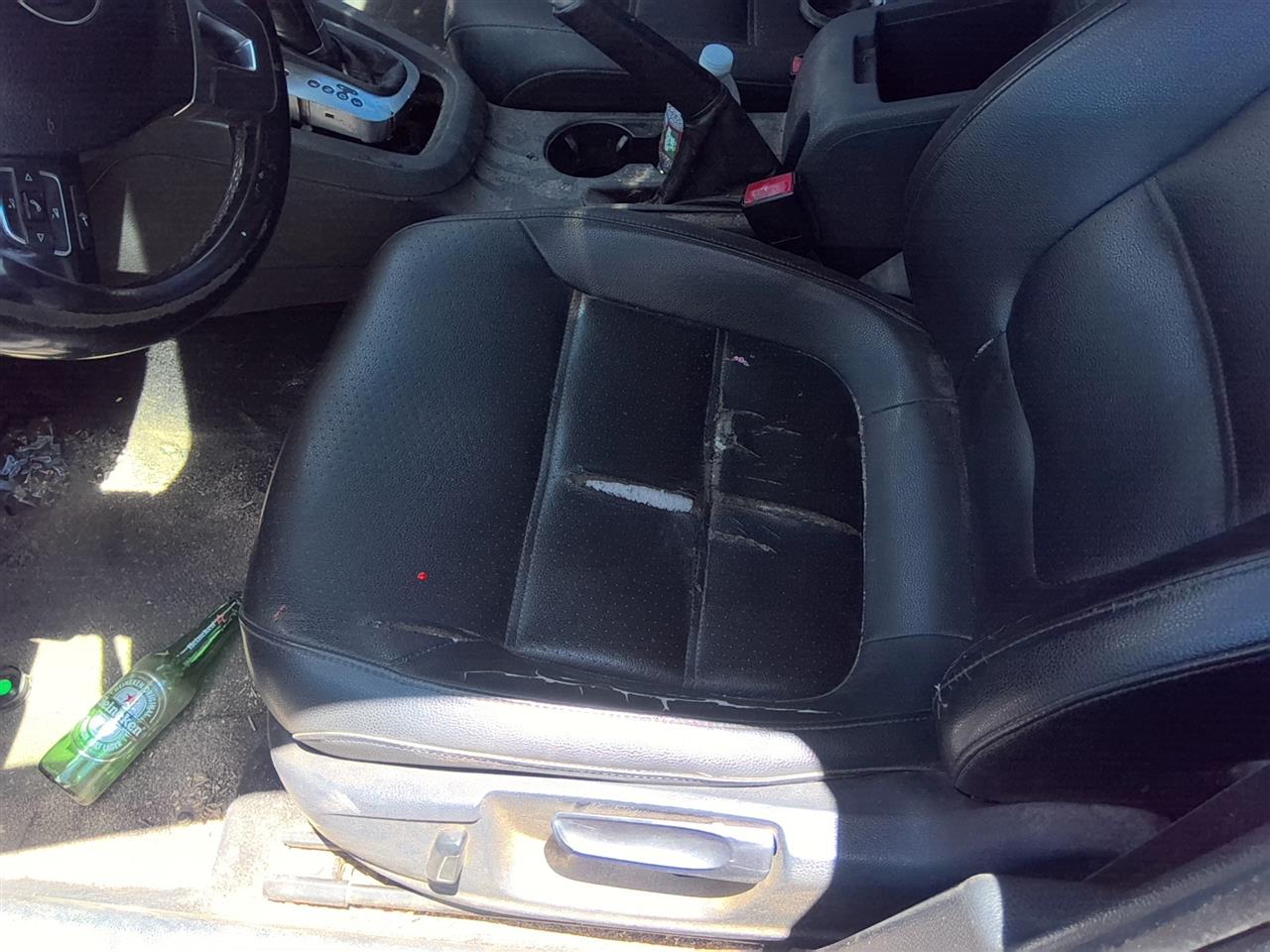 https://f005.backblazeb2.com/file/img-partshotlines-com/Inventory/SW52/Vehicle/21521_03.jpg