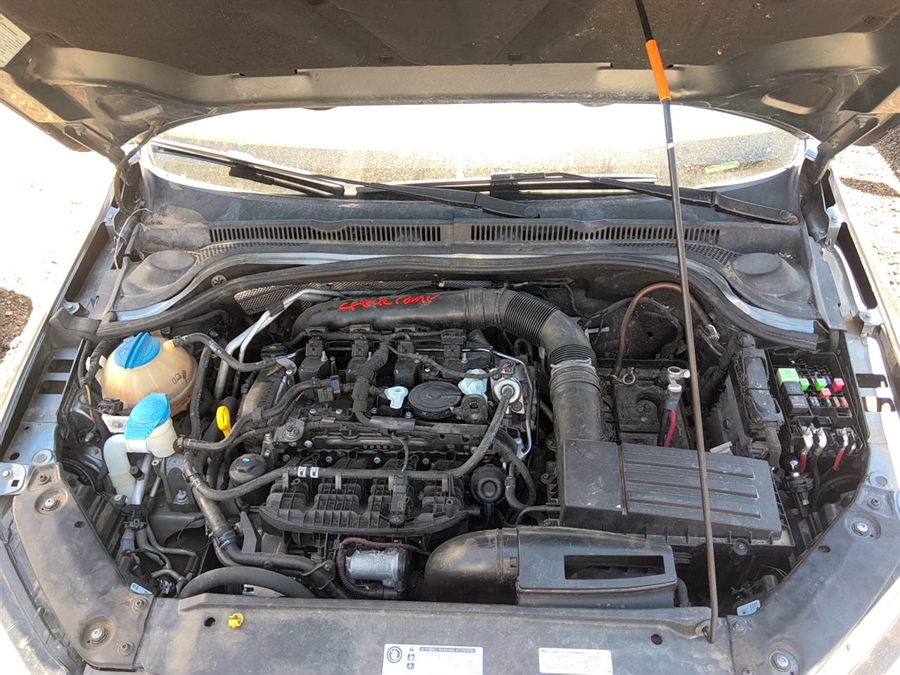 https://f005.backblazeb2.com/file/img-partshotlines-com/Inventory/SW52/Vehicle/21521_05.jpg