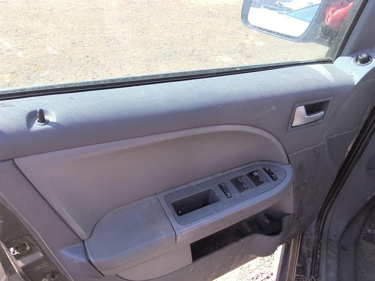 https://f005.backblazeb2.com/file/img-partshotlines-com/Inventory/SW52/Vehicle/21524_02.jpg