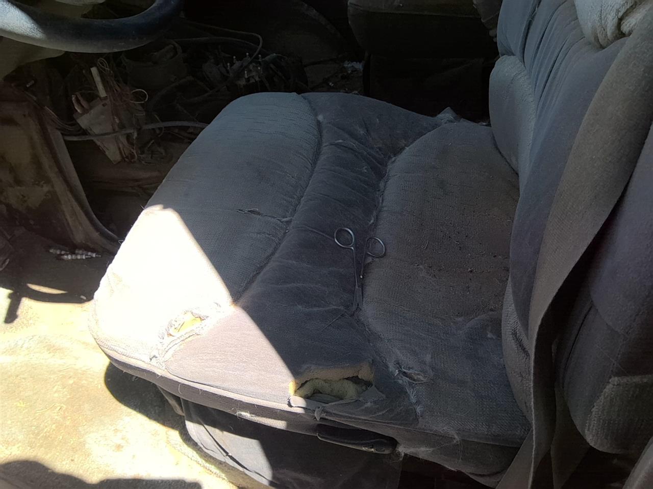 https://f005.backblazeb2.com/file/img-partshotlines-com/Inventory/SW52/Vehicle/21526_03.jpg