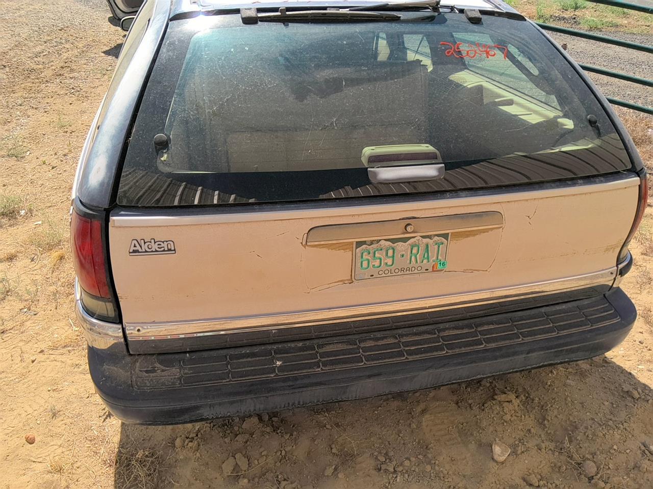 https://f005.backblazeb2.com/file/img-partshotlines-com/Inventory/SW52/Vehicle/21534_13.jpg