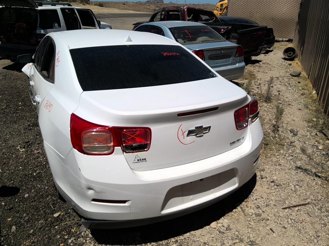 https://f005.backblazeb2.com/file/img-partshotlines-com/Inventory/SW52/Vehicle/21556_12.jpg