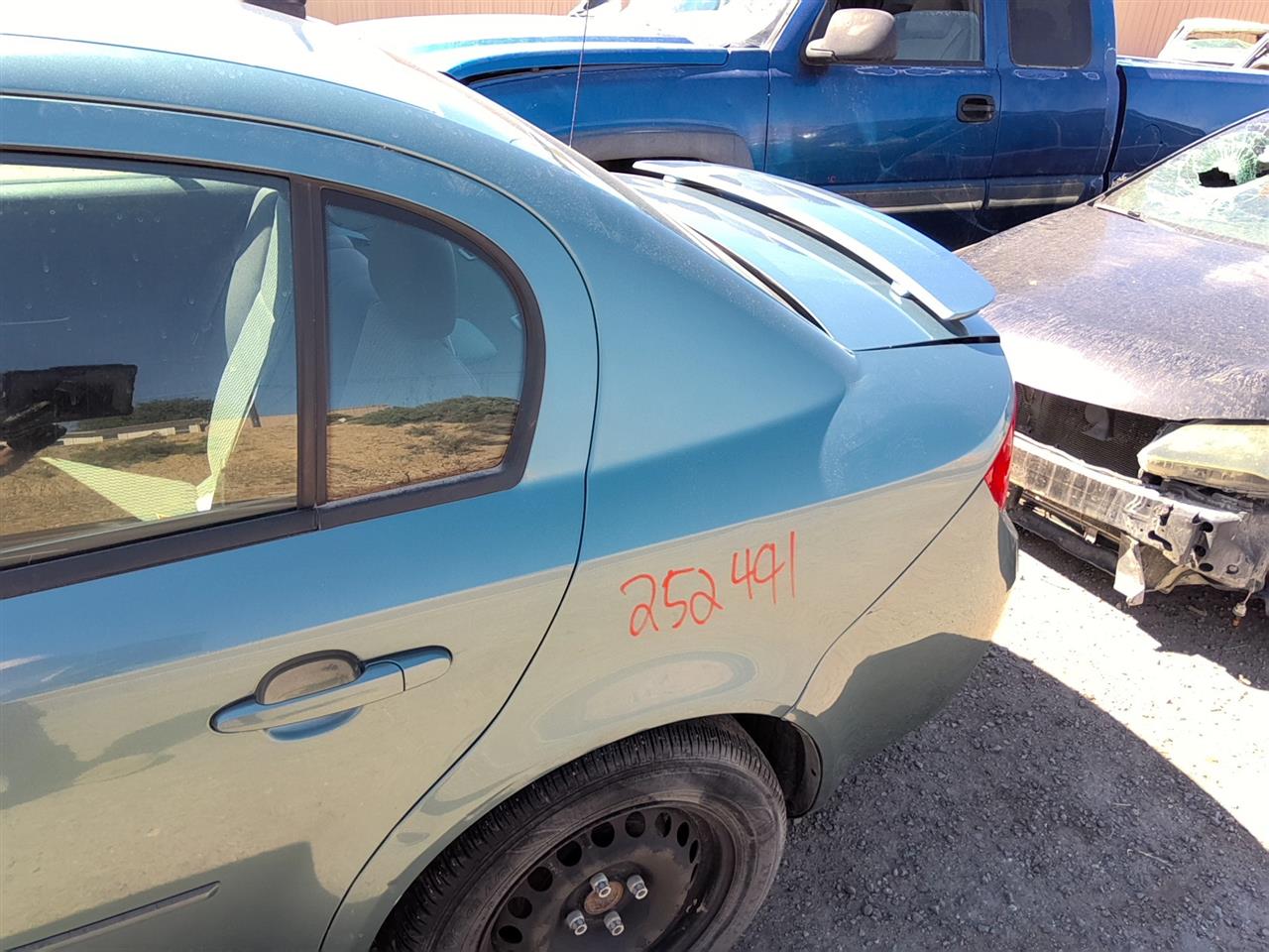 https://f005.backblazeb2.com/file/img-partshotlines-com/Inventory/SW52/Vehicle/21557_11.jpg