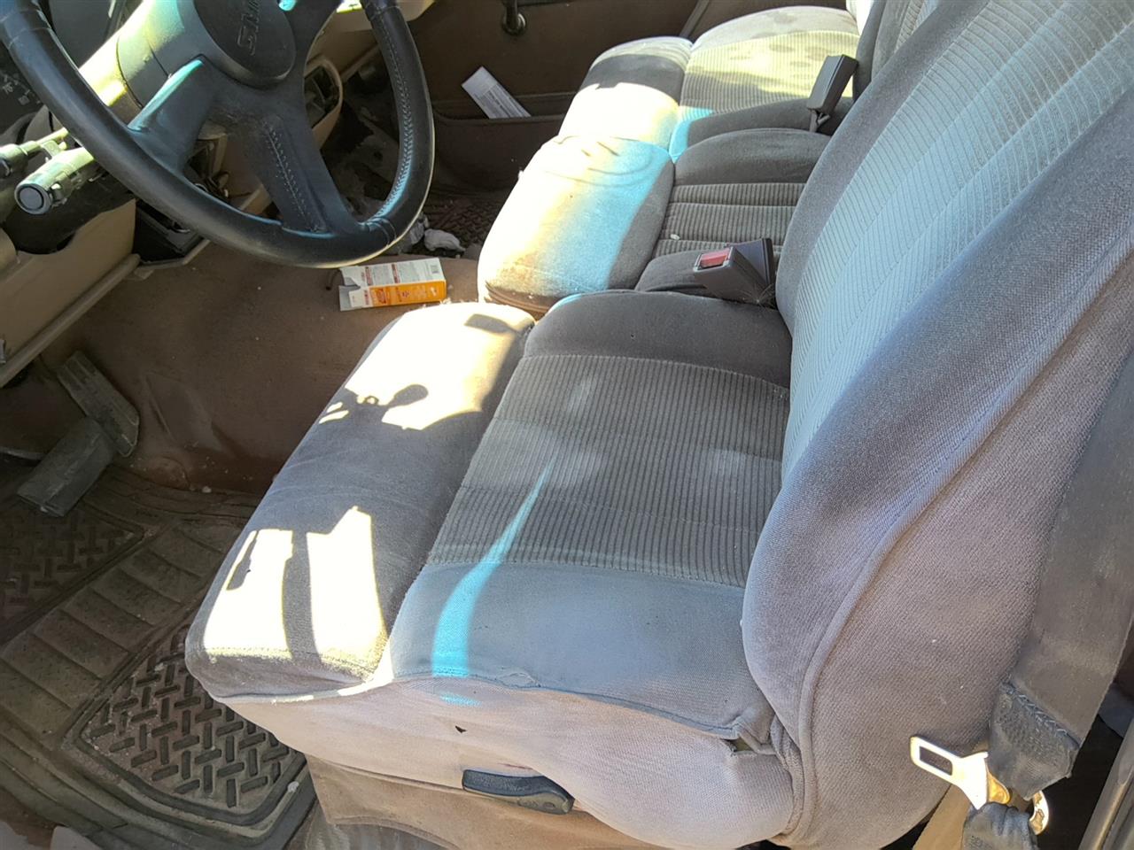 https://f005.backblazeb2.com/file/img-partshotlines-com/Inventory/SW52/Vehicle/21561_03.jpg