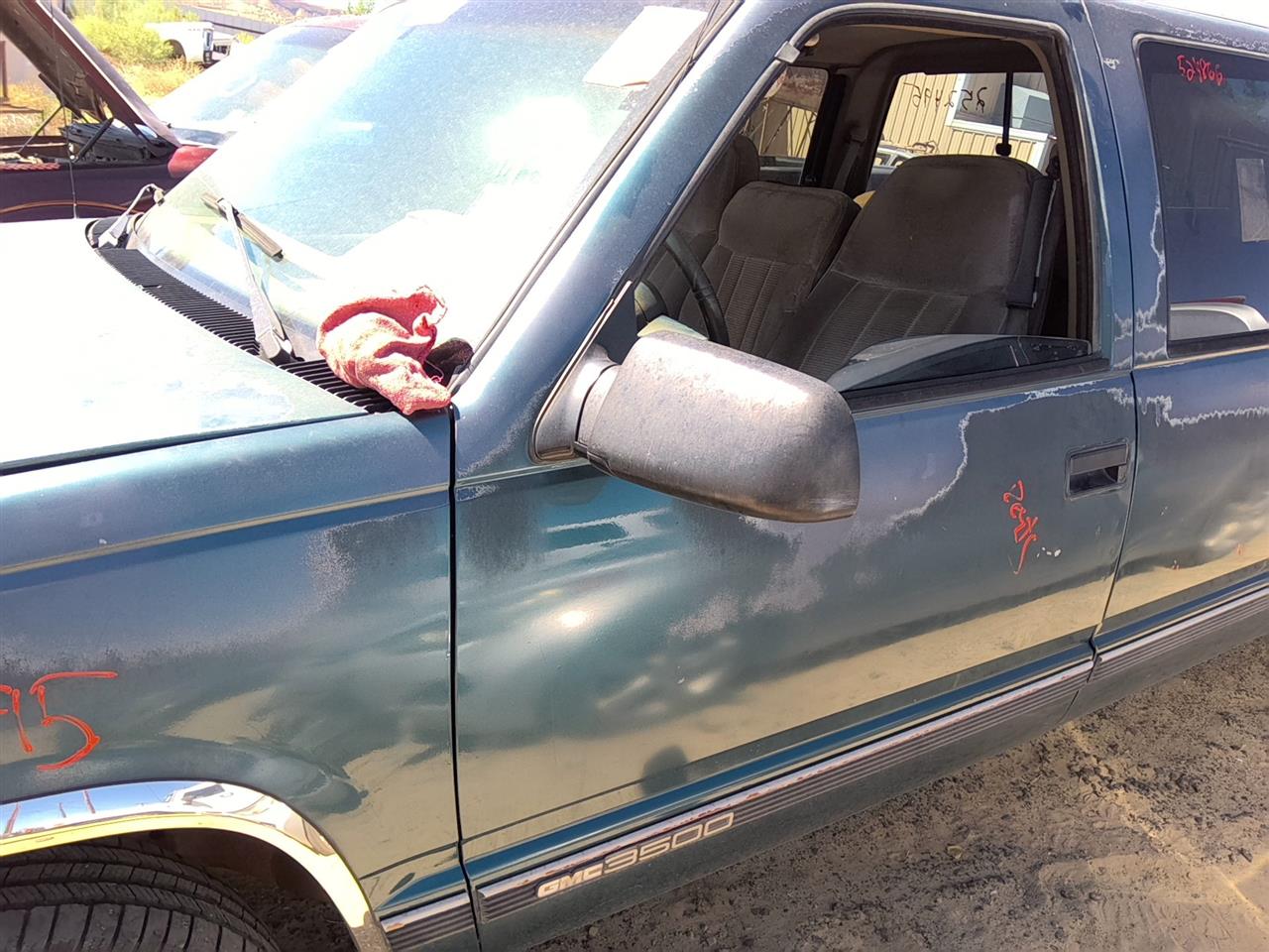 https://f005.backblazeb2.com/file/img-partshotlines-com/Inventory/SW52/Vehicle/21561_10.jpg