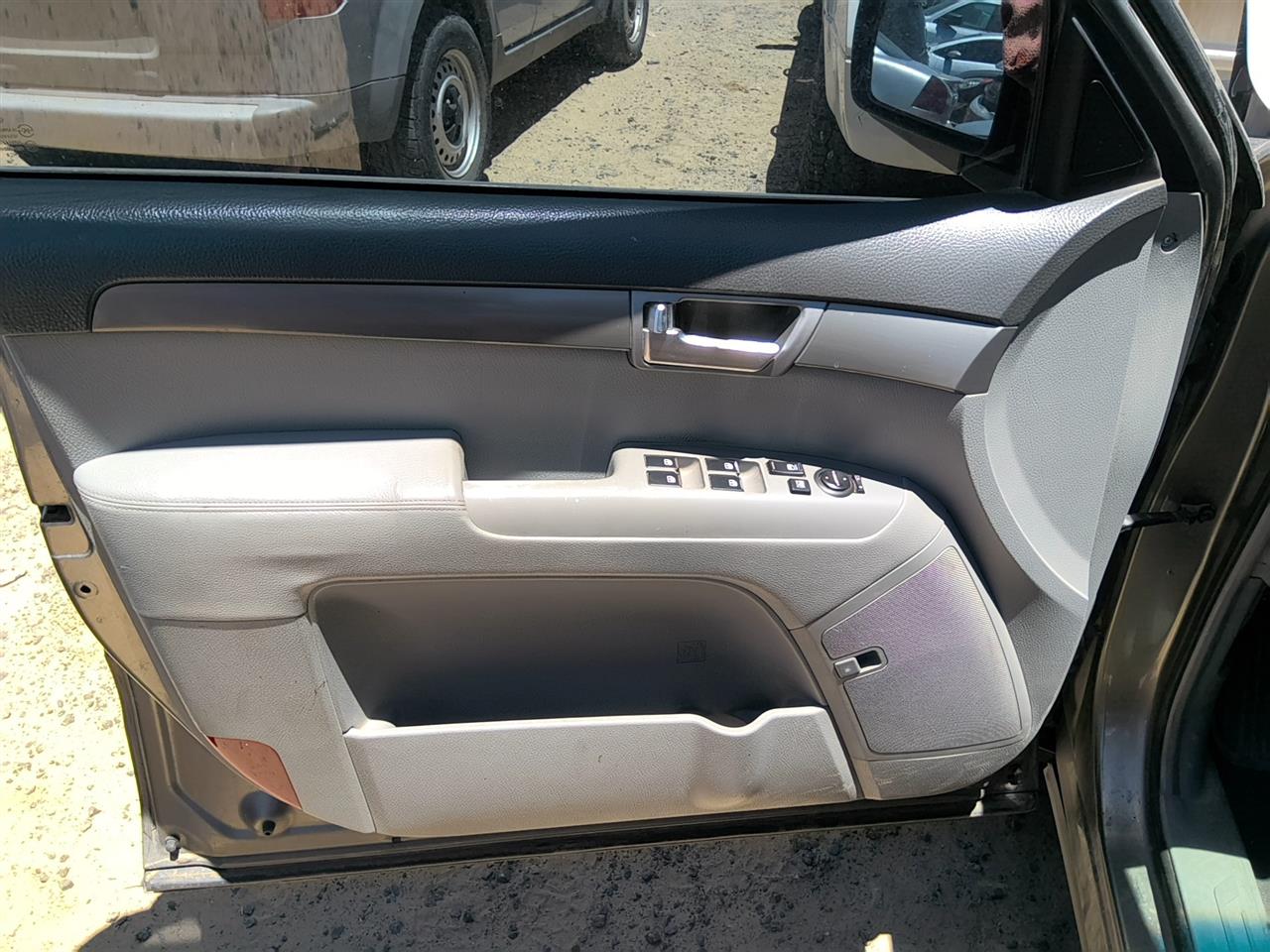 https://f005.backblazeb2.com/file/img-partshotlines-com/Inventory/SW52/Vehicle/21566_02.jpg