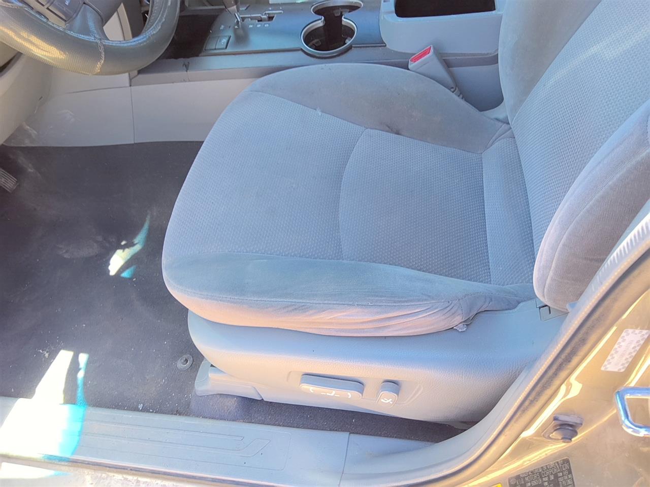 https://f005.backblazeb2.com/file/img-partshotlines-com/Inventory/SW52/Vehicle/21566_03.jpg