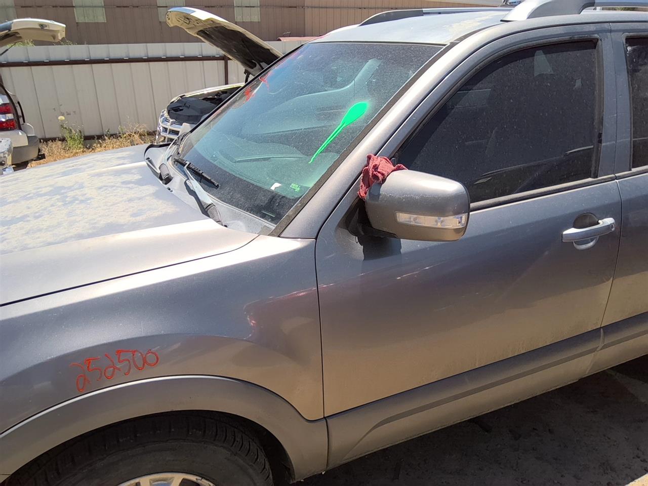 https://f005.backblazeb2.com/file/img-partshotlines-com/Inventory/SW52/Vehicle/21566_10.jpg