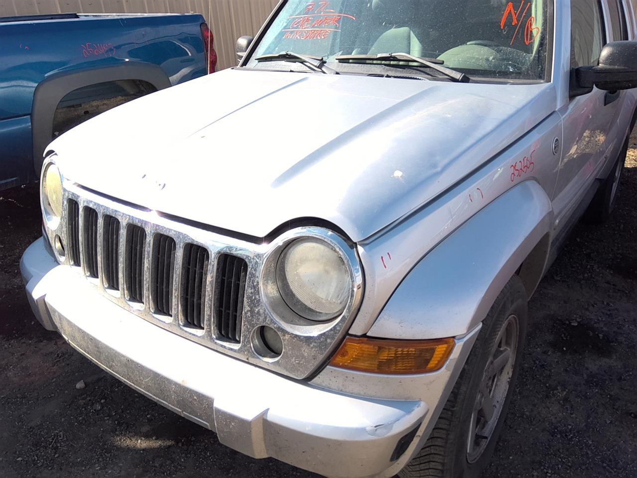 https://f005.backblazeb2.com/file/img-partshotlines-com/Inventory/SW52/Vehicle/21571_08.jpg