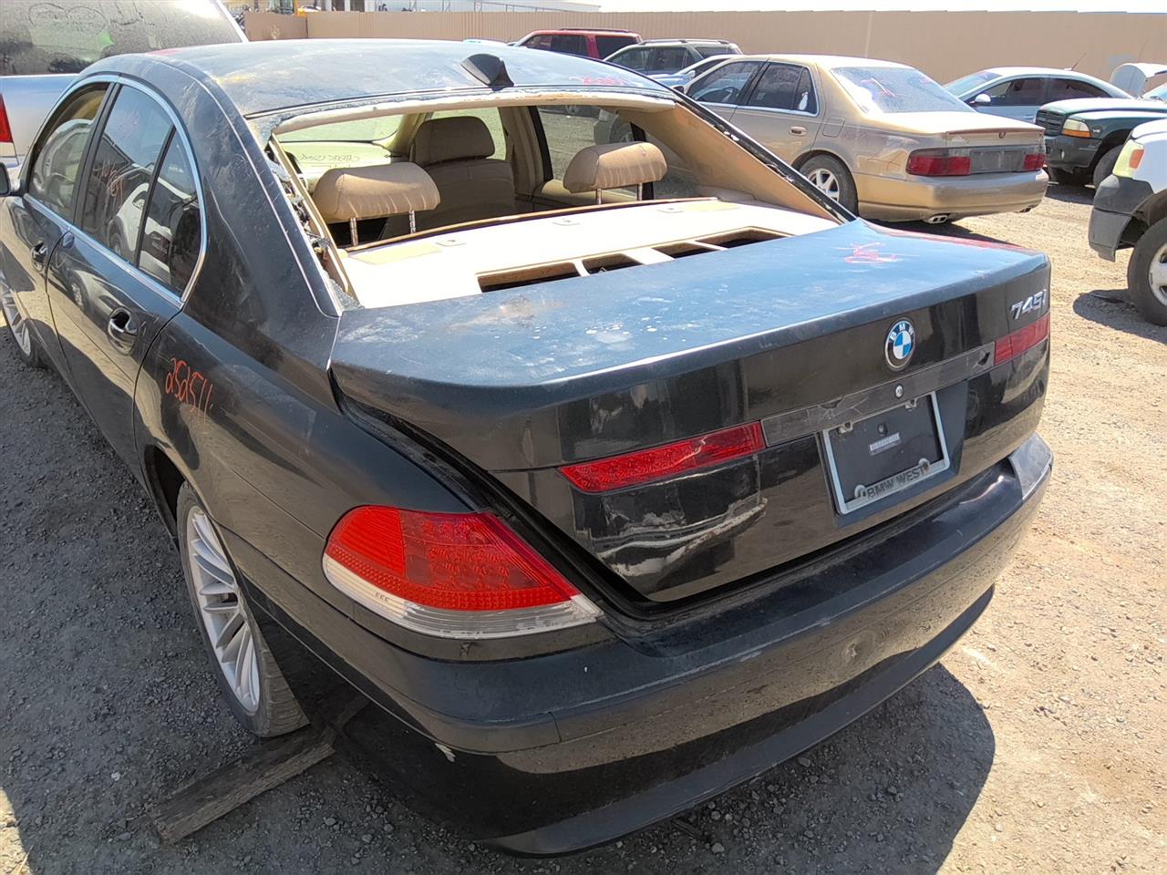 https://f005.backblazeb2.com/file/img-partshotlines-com/Inventory/SW52/Vehicle/21577_13.jpg