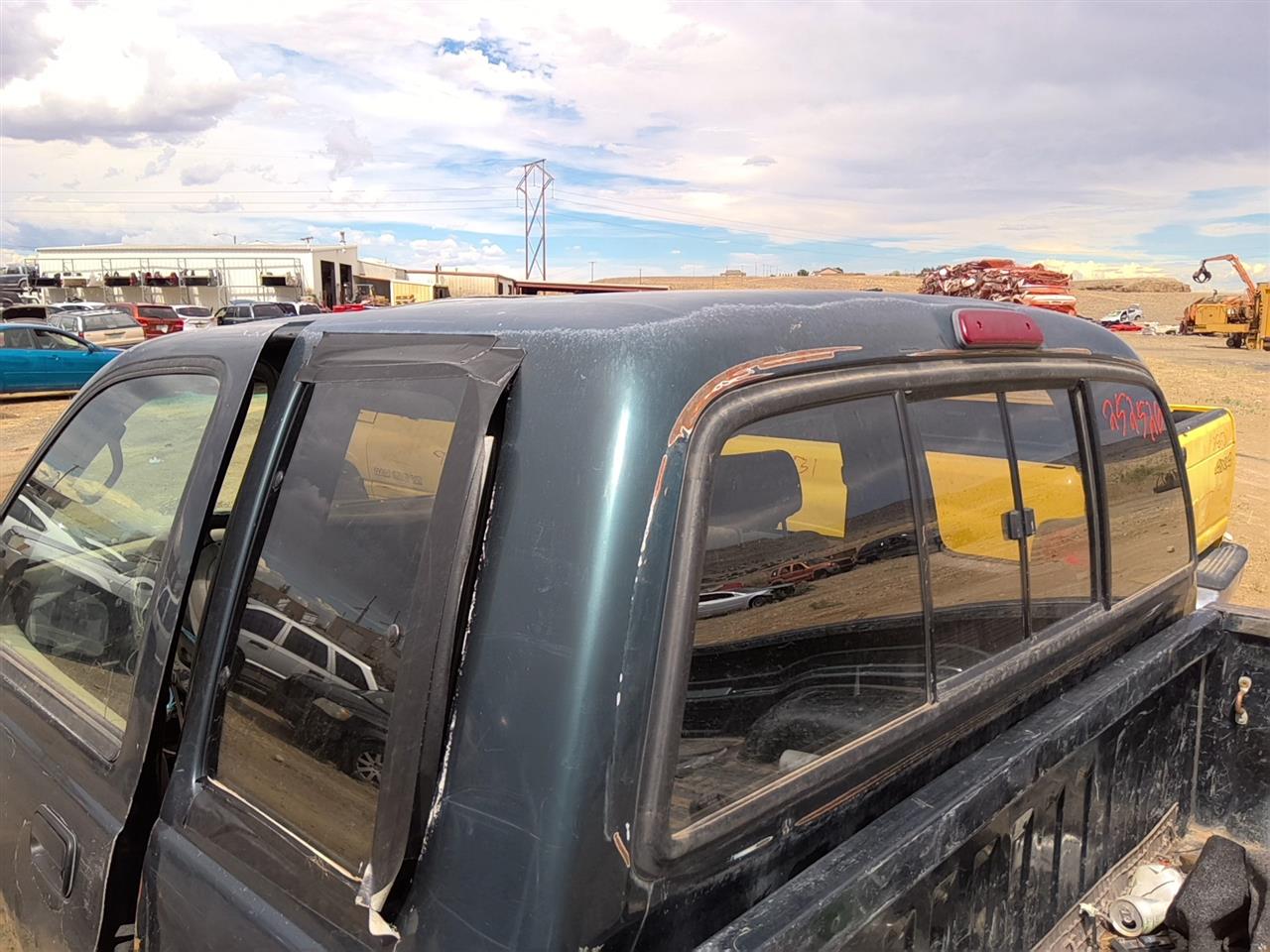 https://f005.backblazeb2.com/file/img-partshotlines-com/Inventory/SW52/Vehicle/21593_12.jpg