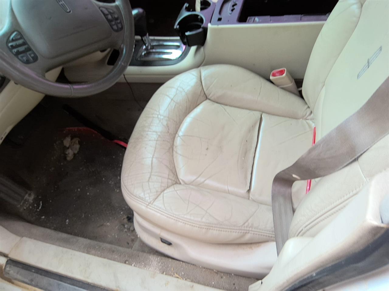 https://f005.backblazeb2.com/file/img-partshotlines-com/Inventory/SW52/Vehicle/21594_03.jpg