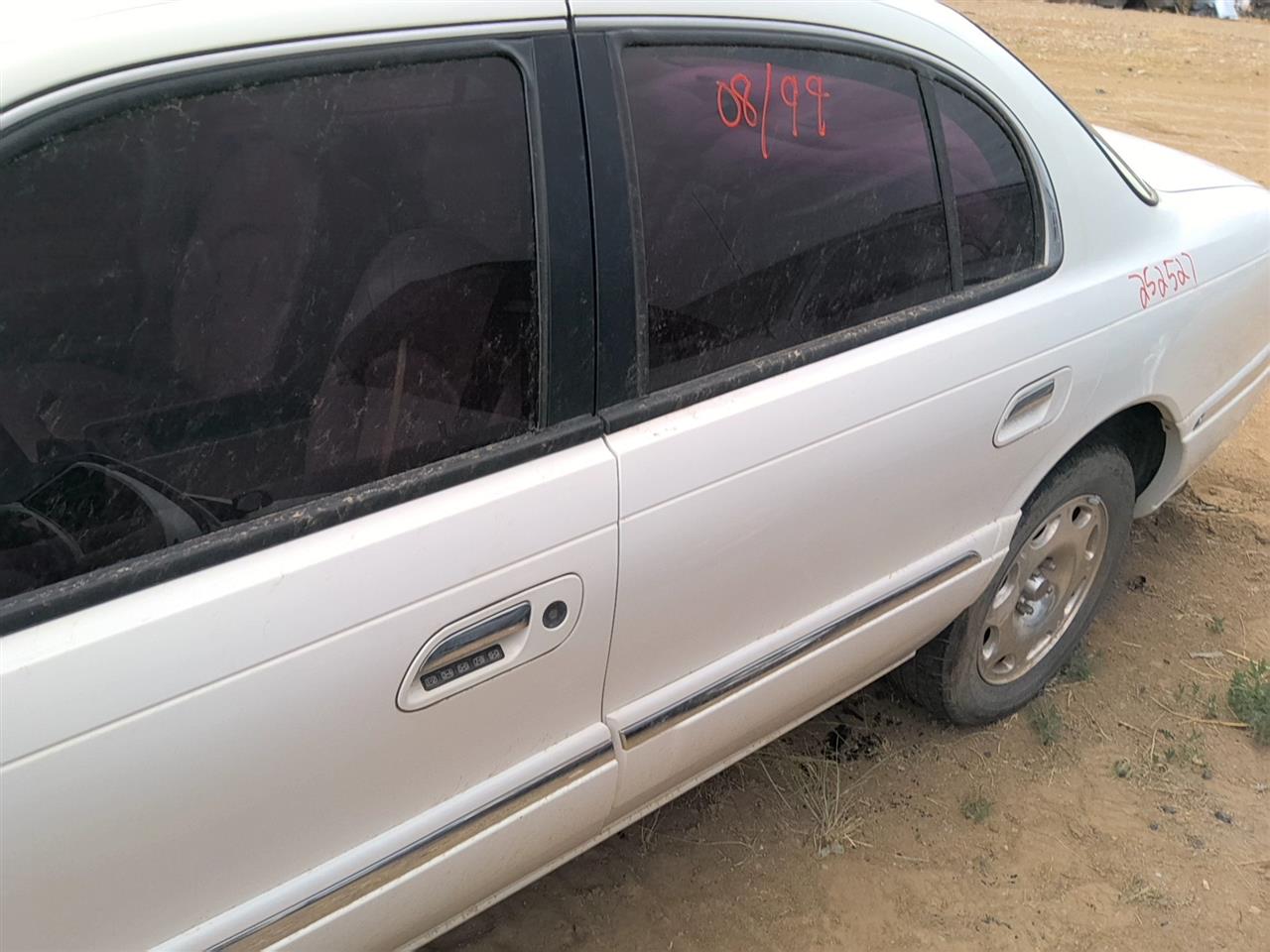 https://f005.backblazeb2.com/file/img-partshotlines-com/Inventory/SW52/Vehicle/21594_11.jpg