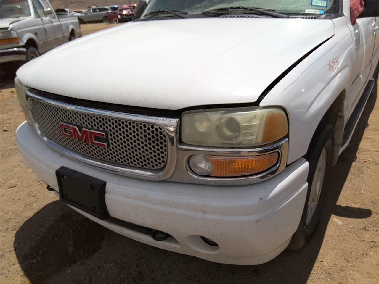 https://f005.backblazeb2.com/file/img-partshotlines-com/Inventory/SW52/Vehicle/21597_09.jpg