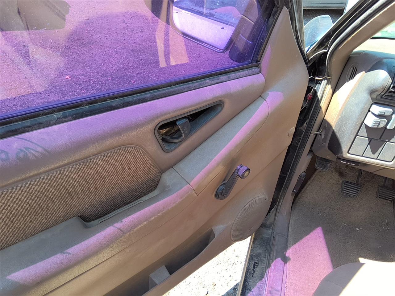 https://f005.backblazeb2.com/file/img-partshotlines-com/Inventory/SW52/Vehicle/21612_02.jpg