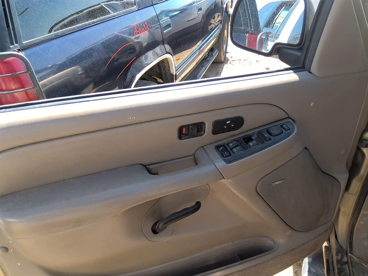 https://f005.backblazeb2.com/file/img-partshotlines-com/Inventory/SW52/Vehicle/21645_02.jpg