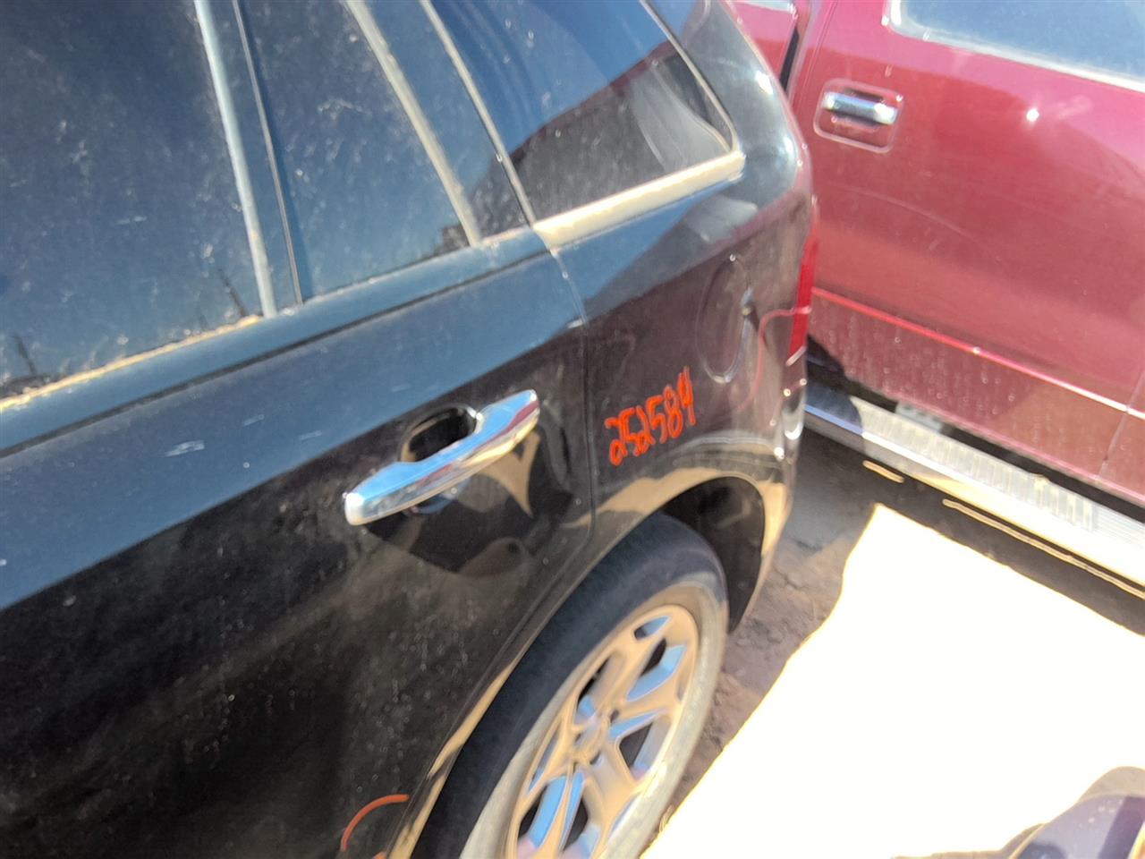 https://f005.backblazeb2.com/file/img-partshotlines-com/Inventory/SW52/Vehicle/21652_12.jpg
