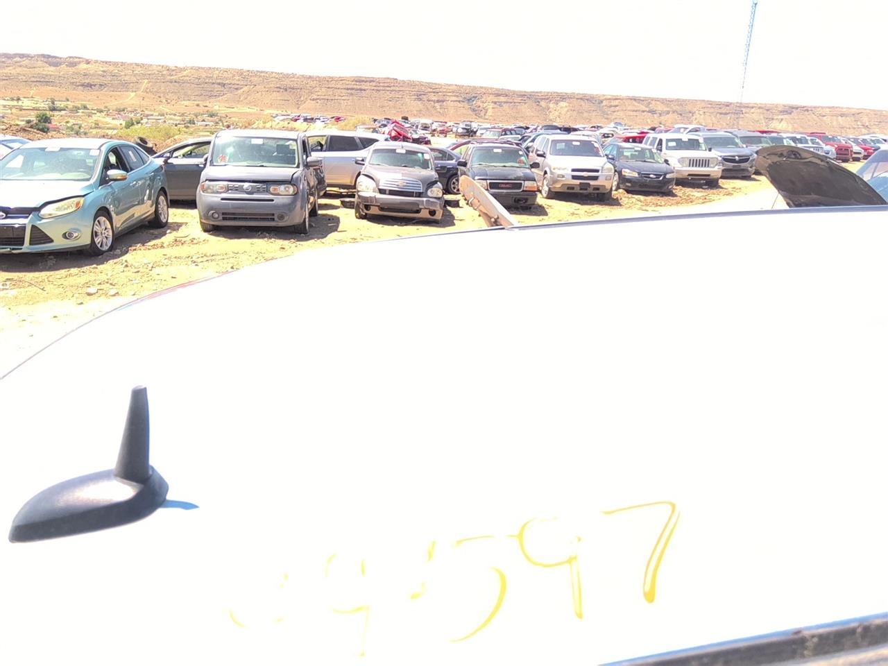 https://f005.backblazeb2.com/file/img-partshotlines-com/Inventory/SW52/Vehicle/21660_04.jpg