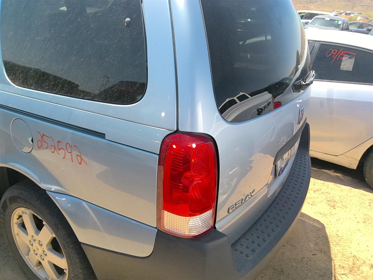 https://f005.backblazeb2.com/file/img-partshotlines-com/Inventory/SW52/Vehicle/21660_13.jpg