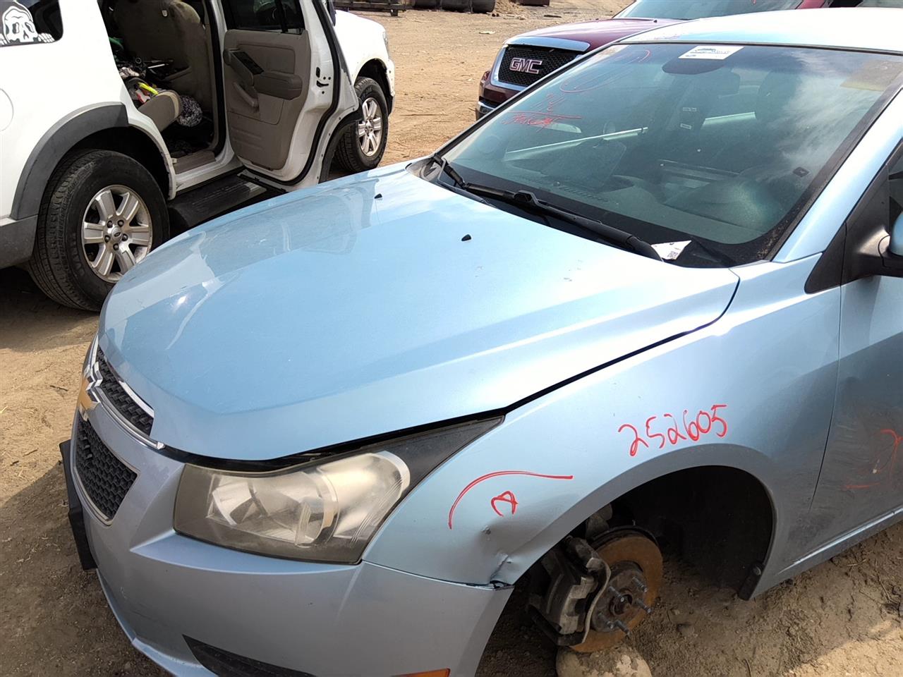 https://f005.backblazeb2.com/file/img-partshotlines-com/Inventory/SW52/Vehicle/21673_09.jpg