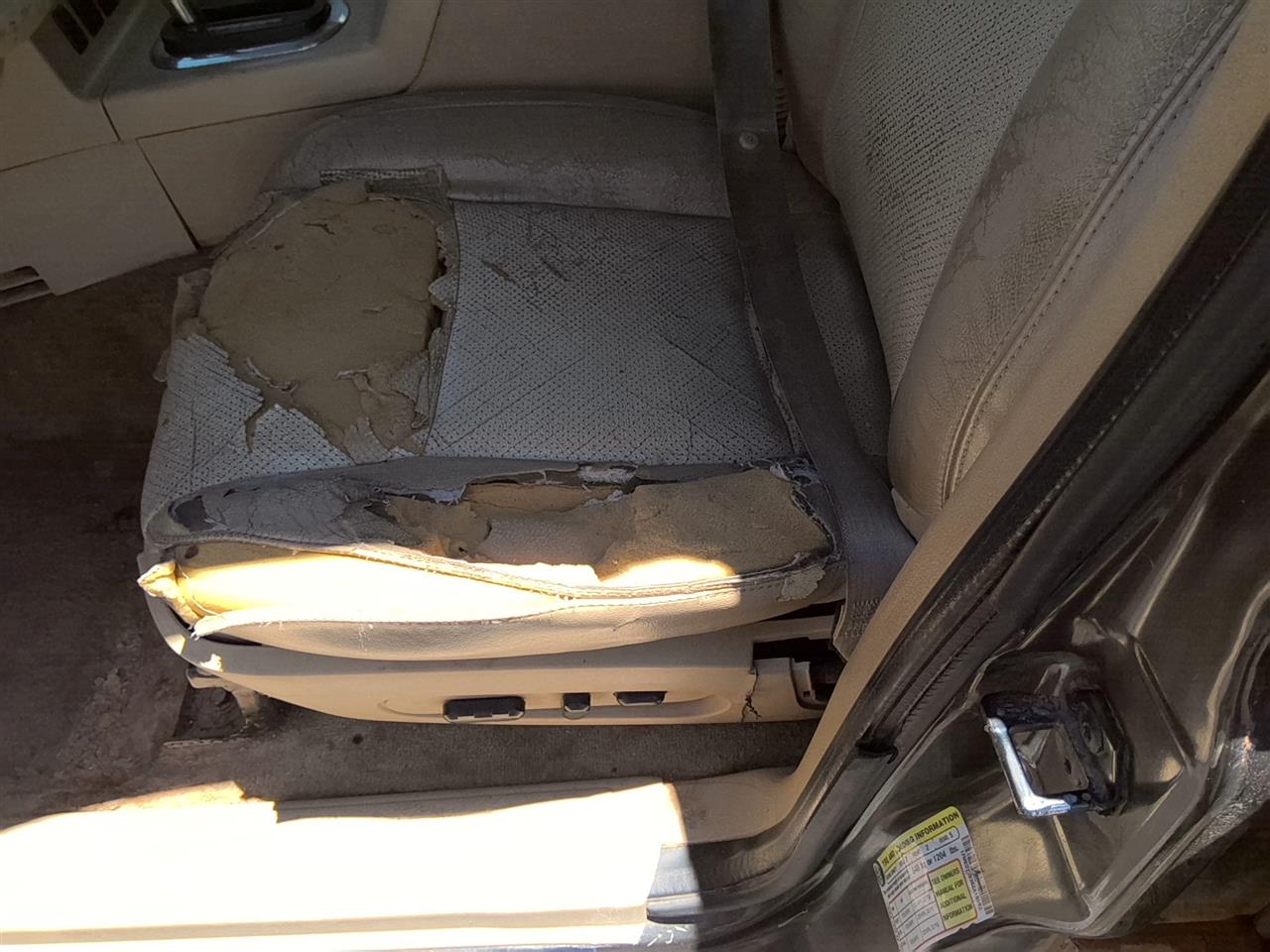 https://f005.backblazeb2.com/file/img-partshotlines-com/Inventory/SW52/Vehicle/21683_03.jpg