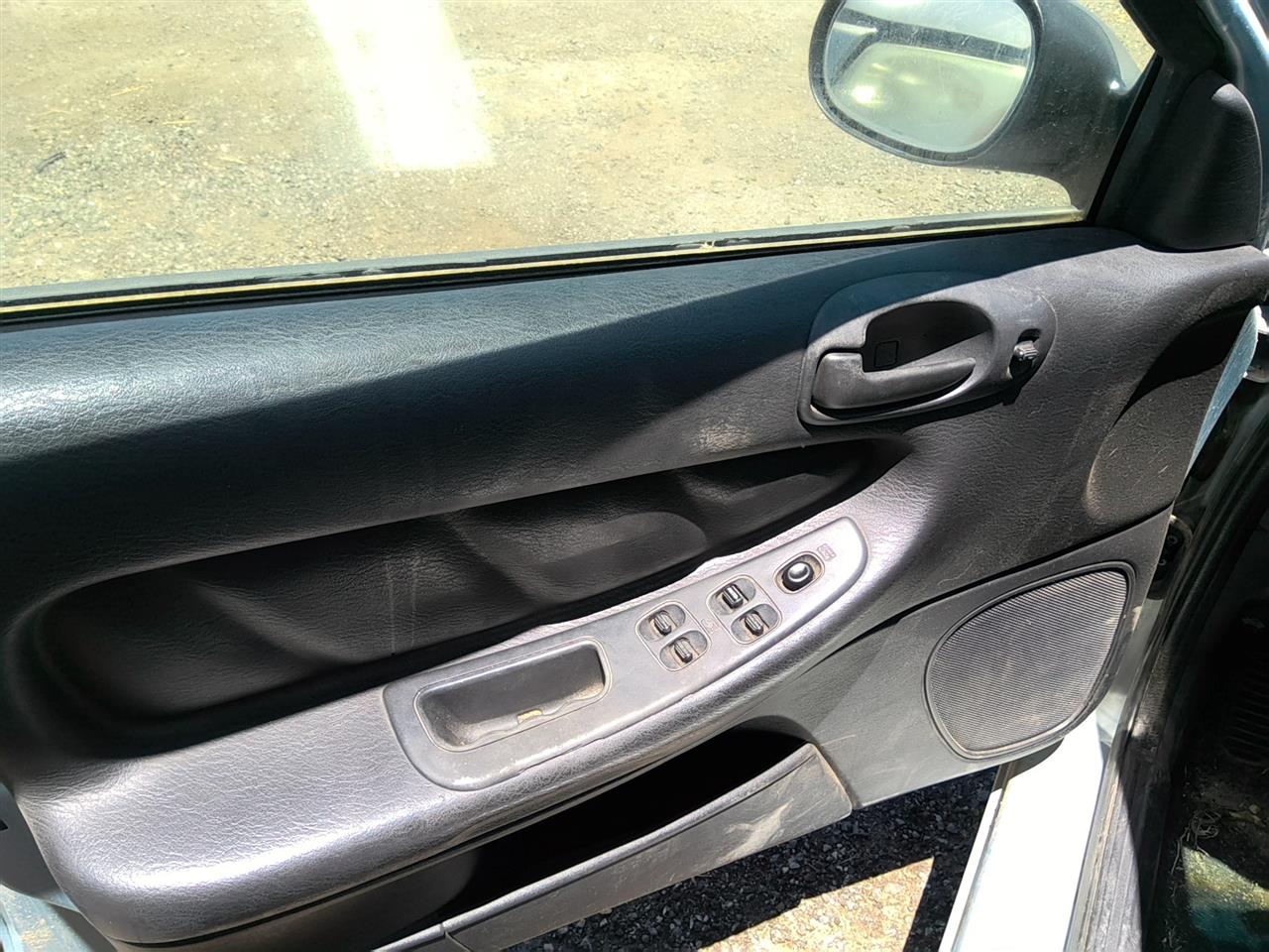 https://f005.backblazeb2.com/file/img-partshotlines-com/Inventory/SW52/Vehicle/21686_02.jpg