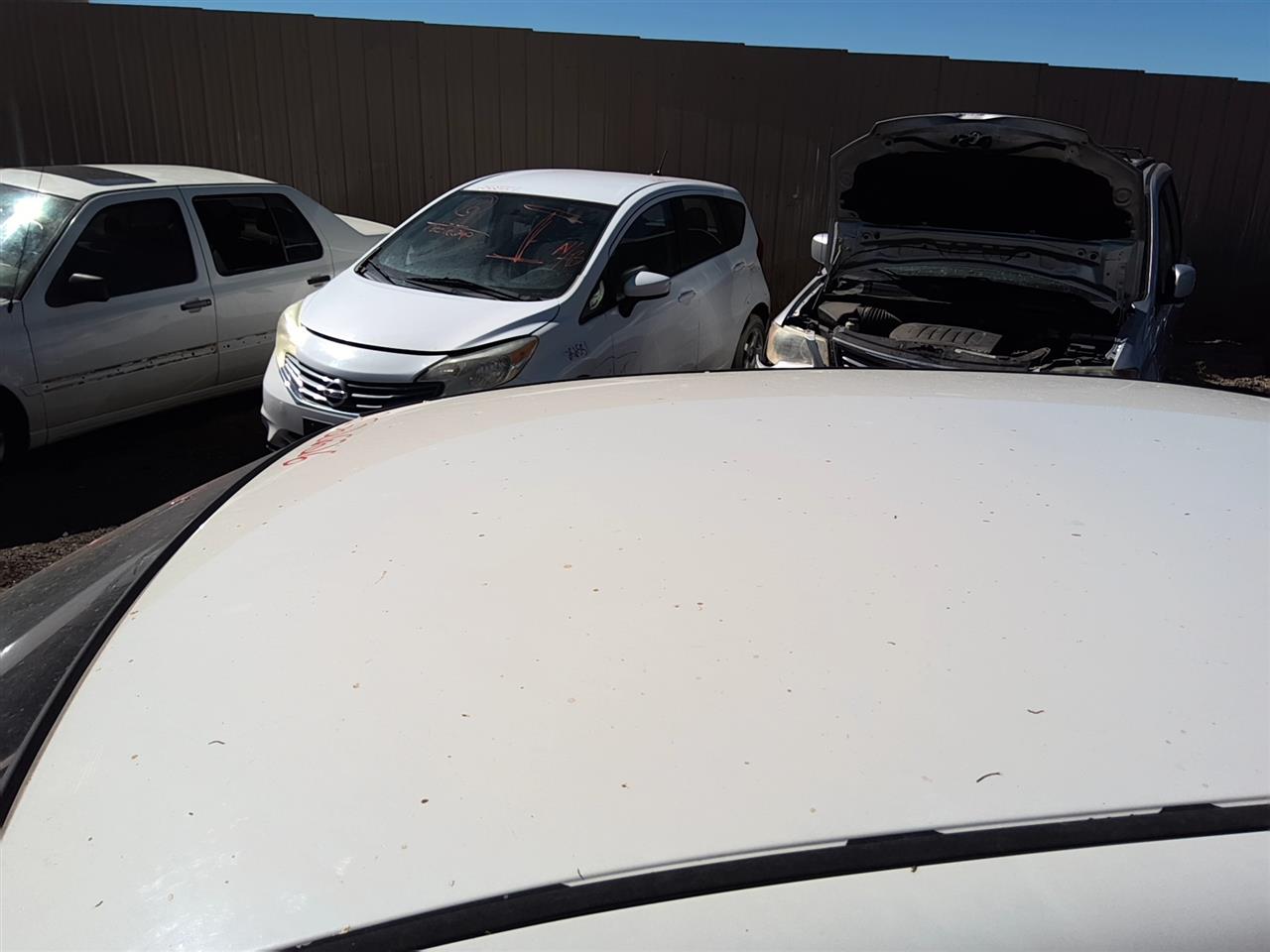 https://f005.backblazeb2.com/file/img-partshotlines-com/Inventory/SW52/Vehicle/21694_04.jpg