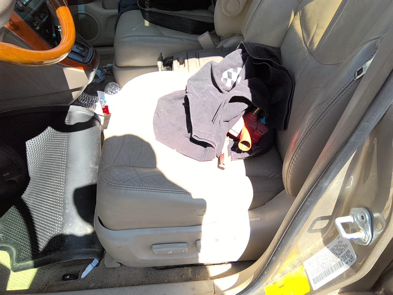 https://f005.backblazeb2.com/file/img-partshotlines-com/Inventory/SW52/Vehicle/21708_03.jpg