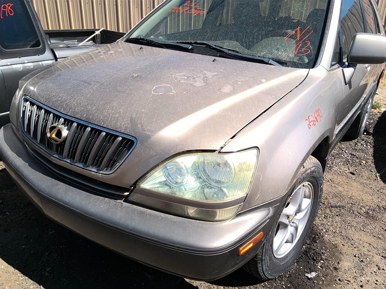 https://f005.backblazeb2.com/file/img-partshotlines-com/Inventory/SW52/Vehicle/21708_09.jpg