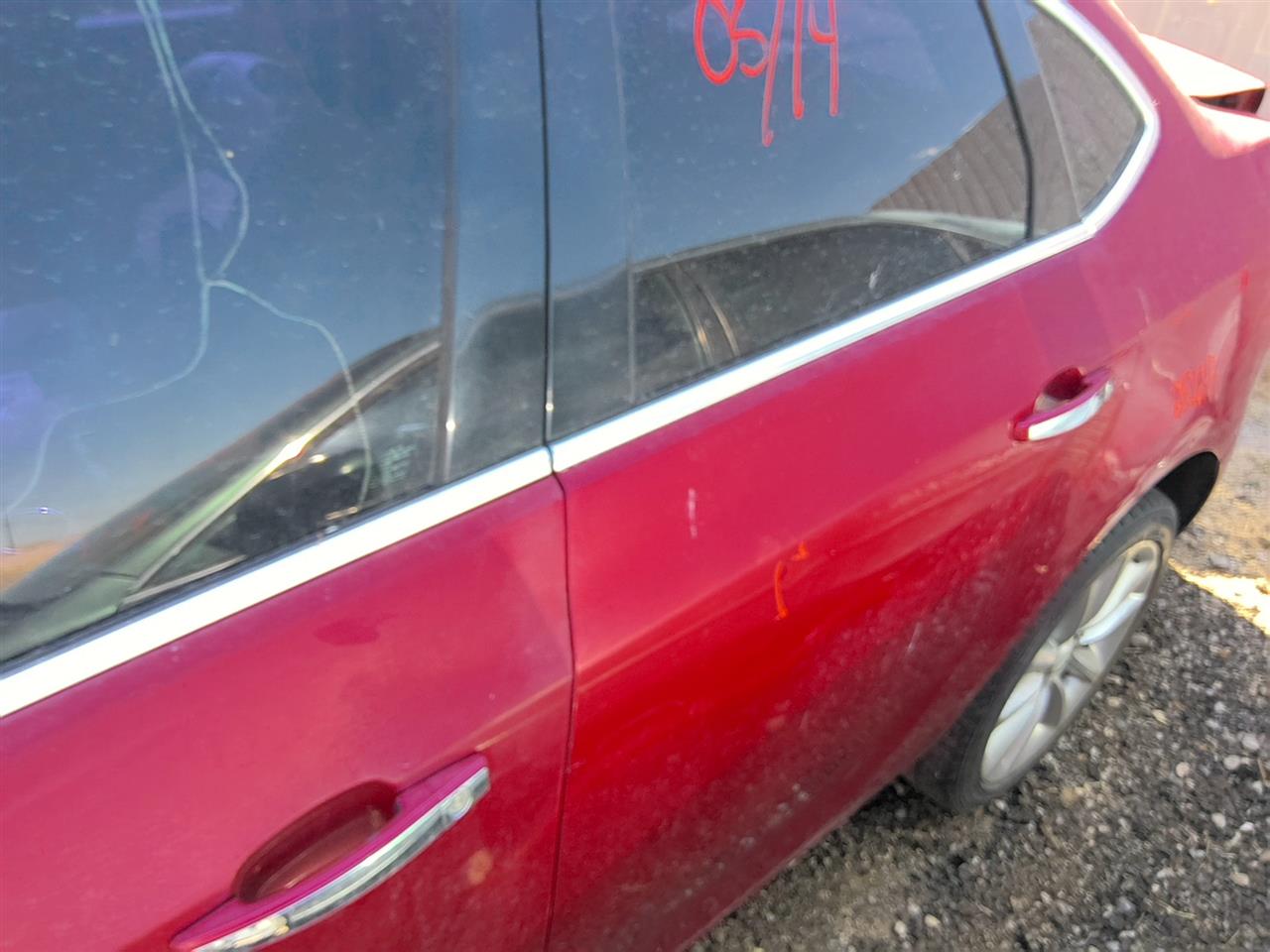 https://f005.backblazeb2.com/file/img-partshotlines-com/Inventory/SW52/Vehicle/21711_13.jpg