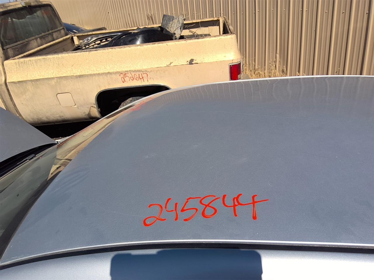 https://f005.backblazeb2.com/file/img-partshotlines-com/Inventory/SW52/Vehicle/21716_04.jpg