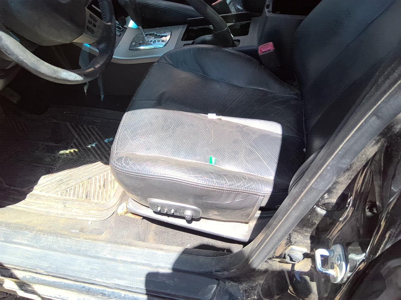 https://f005.backblazeb2.com/file/img-partshotlines-com/Inventory/SW52/Vehicle/21728_03.jpg