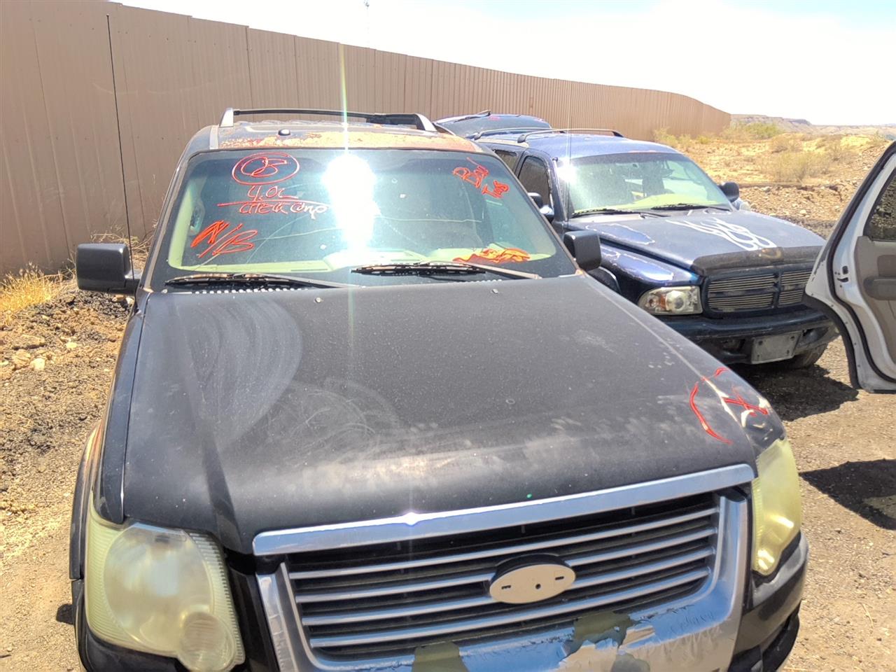 https://f005.backblazeb2.com/file/img-partshotlines-com/Inventory/SW52/Vehicle/21729_07.jpg