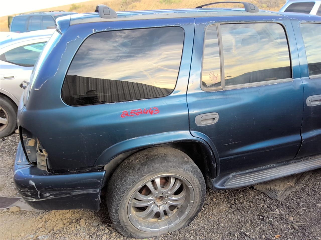 https://f005.backblazeb2.com/file/img-partshotlines-com/Inventory/SW52/Vehicle/21731_08.jpg