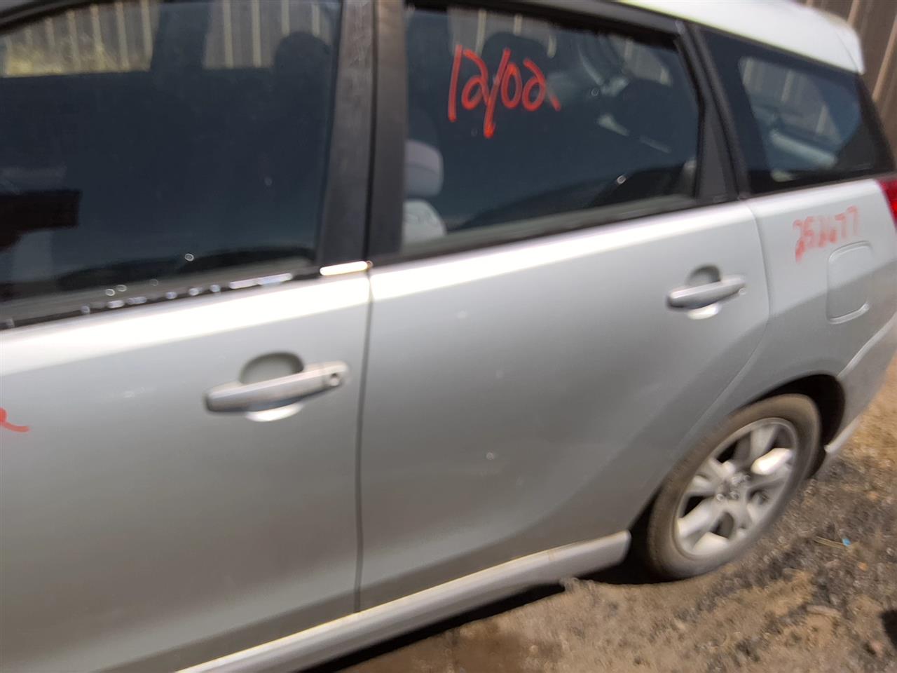 https://f005.backblazeb2.com/file/img-partshotlines-com/Inventory/SW52/Vehicle/21745_12.jpg